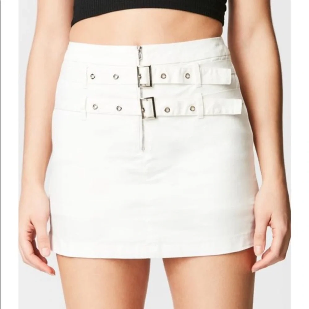 NEW Vintage LF Carmar Denim Double Belted Skirt